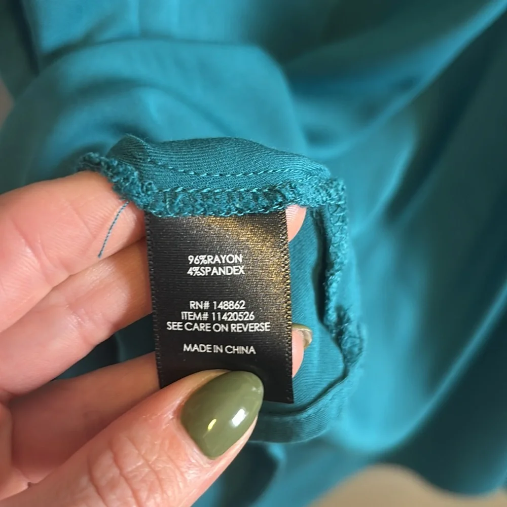 Torrid Mini Challis Turquoise Cold Shoulder Handkerchief Hem Dress, Size 1x - Picture 8 of 10